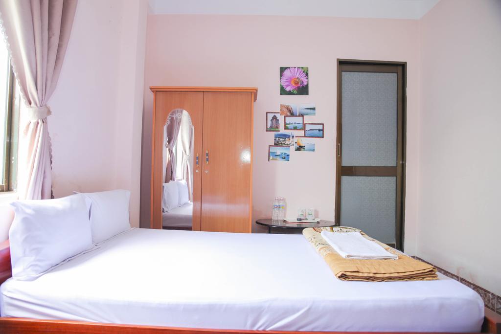 Thanh Linh Hotel Куїнон Номер фото